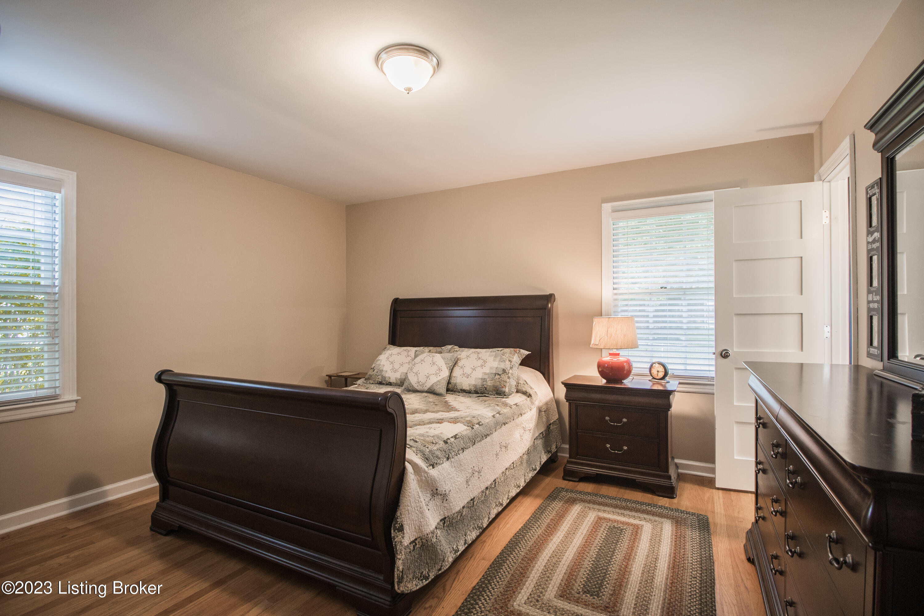 4907 Clarmar Road Louisville, KY 40299 - Photo 14 of 39 20