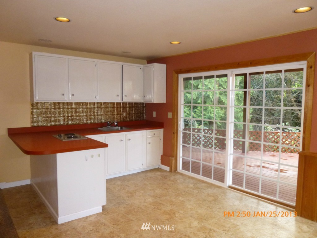 6528 148th Place Southwest Edmonds, WA 98026 - Photo 8 of 14
