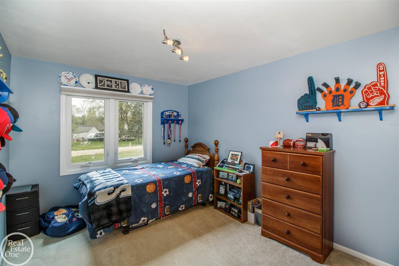 10971 Chicago Road Warren, MI 48093 - Photo 37 of 45