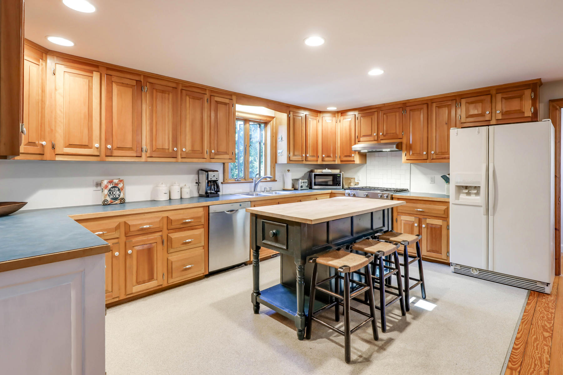 40 Round Cove Road Harwich, MA 02645 - Photo 16 of 51 3P2A2214