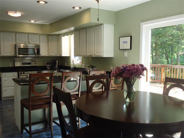 2556 Maple Swamp Road Dighton, MA 02764 - Photo 6 of 20 Gallery Image 6