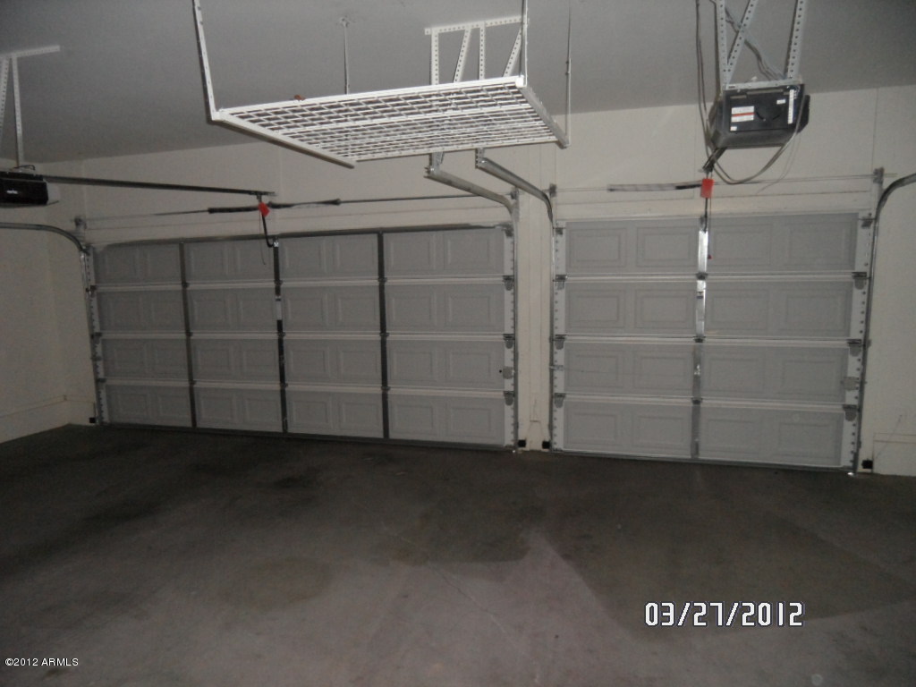 902 South Adam Way Gilbert, AZ 85296 - Photo 14 of 18 071
