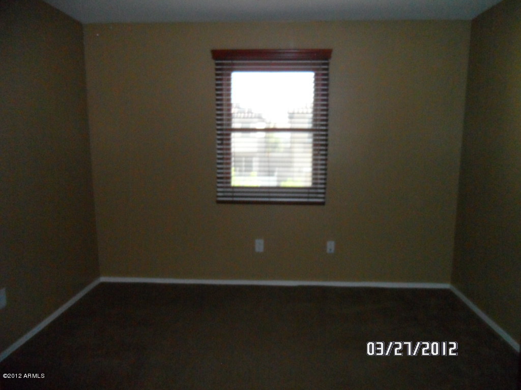 902 South Adam Way Gilbert, AZ 85296 - Photo 10 of 18 081