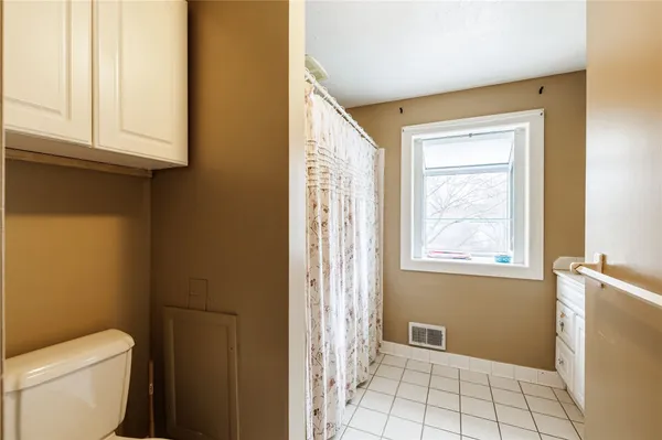 $299,900 | 308 Eden Lane, Greece, NY 14626