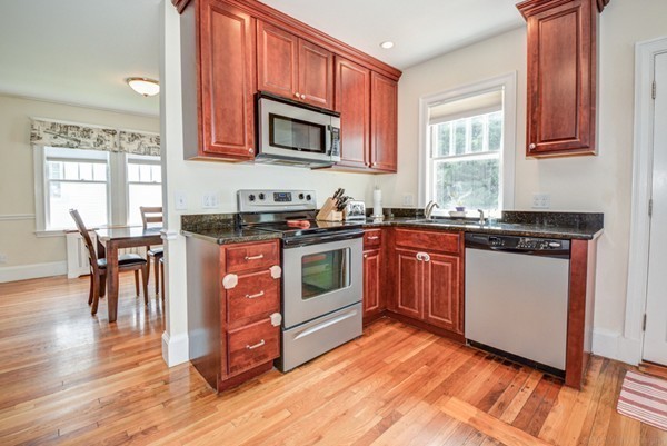 18 Brae Burn Road Milton, MA 02186 - Photo 6 of 28 Gallery Image 6