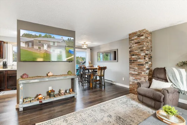 $349,999 | 808 Center Drive, Chisholm, MN 55719