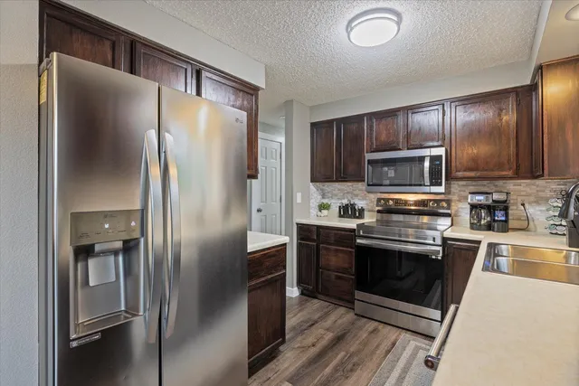 $370,000 | 808 Center Drive, Chisholm, MN 55719