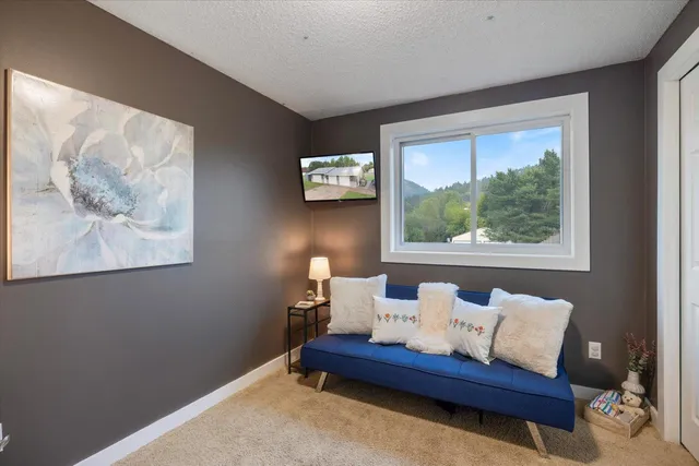 $370,000 | 808 Center Drive, Chisholm, MN 55719