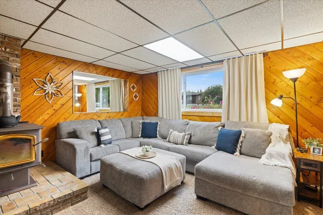 $370,000 | 808 Center Drive, Chisholm, MN 55719