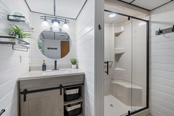 $365,000 | 808 Center Drive, Chisholm, MN 55719