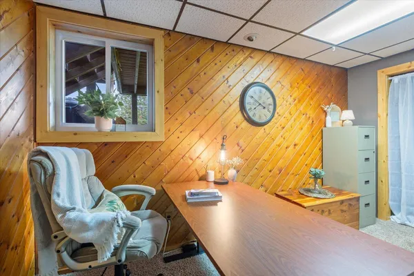 $365,000 | 808 Center Drive, Chisholm, MN 55719