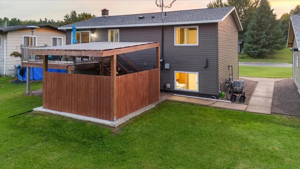 $349,999 | 808 Center Drive, Chisholm, MN 55719