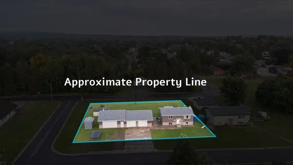 $349,999 | 808 Center Drive, Chisholm, MN 55719