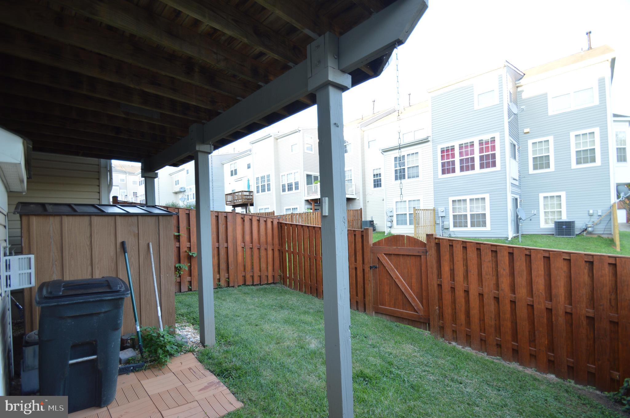 28 Inkberry Circle Gaithersburg, MD 20877 - Photo 21 of 31 Private and fenced backyard with storage shed