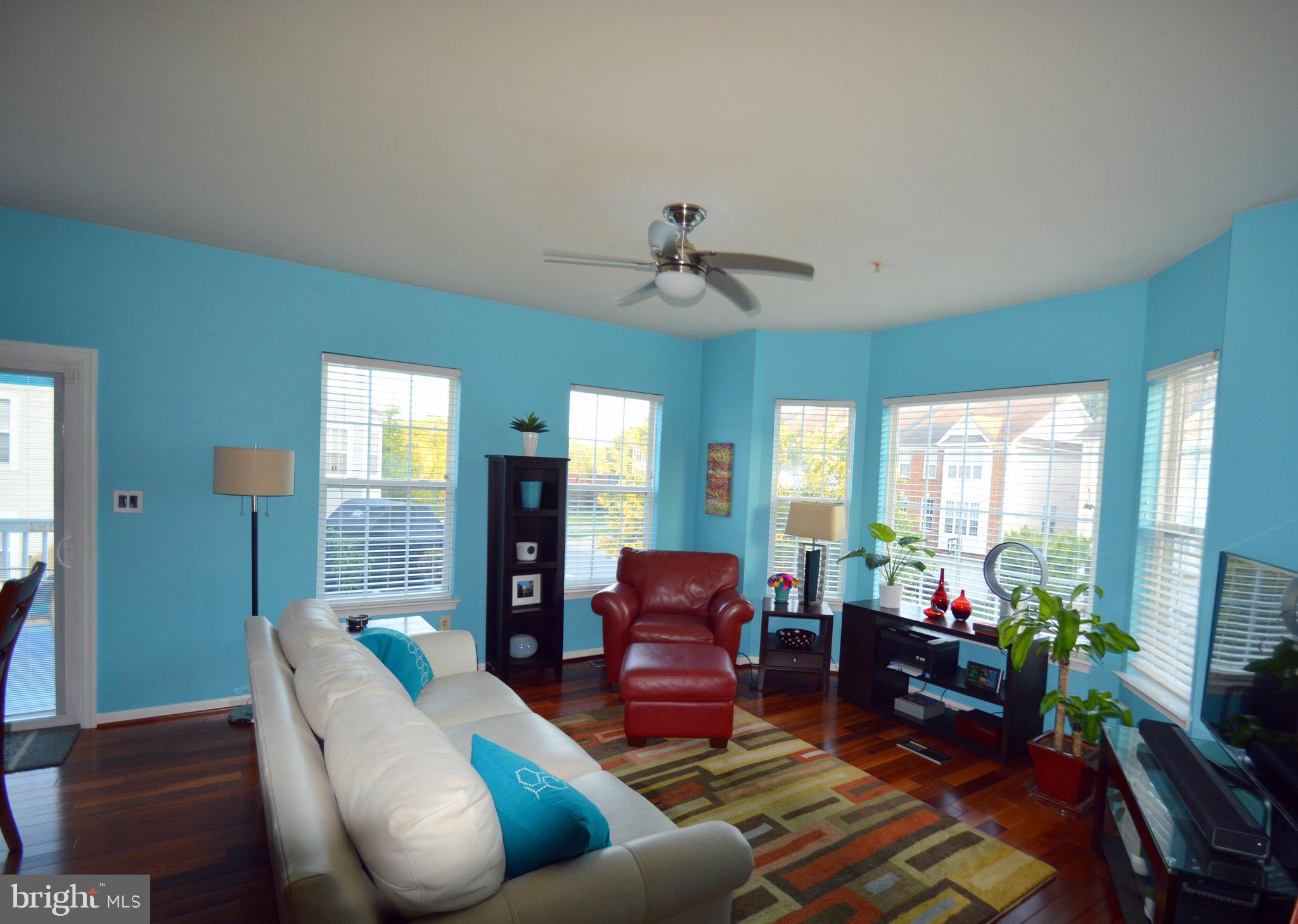 28 Inkberry Circle Gaithersburg, MD 20877 - Photo 8 of 31 Great area for entertaining