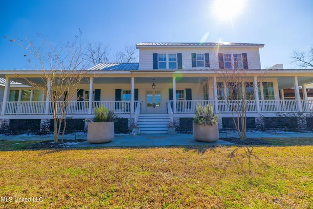 $2,595,000 | 1405 Church Hill Road, Natchez, MS 39120
