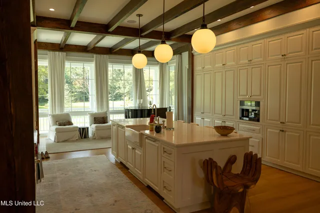 $2,595,000 | 1405 Church Hill Road, Natchez, MS 39120