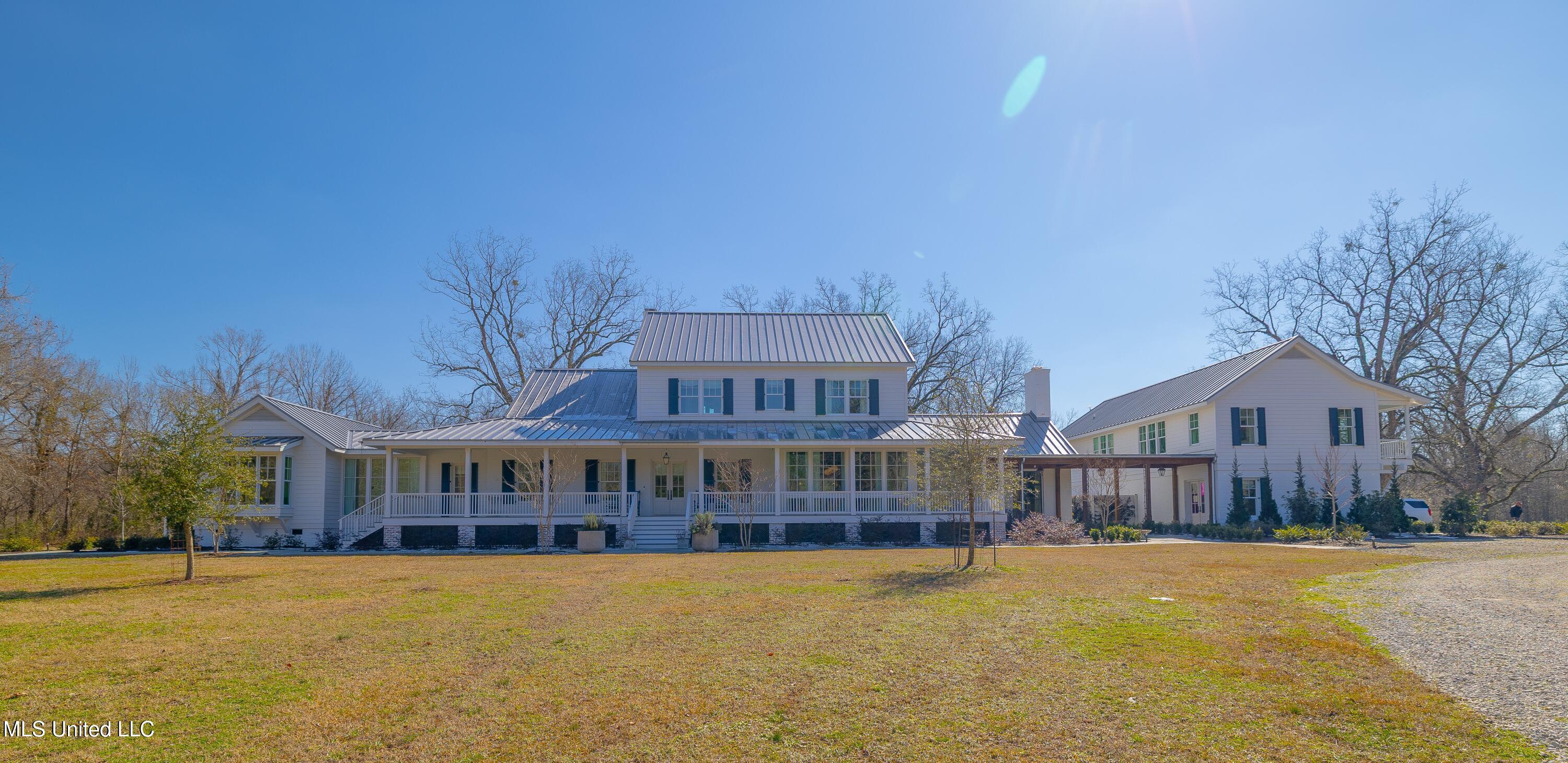 1405 Church Hill Road Natchez, MS 39120 - Photo 2 of 87 Main