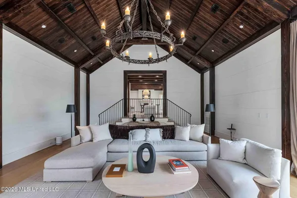 $2,595,000 | 1405 Church Hill Road, Natchez, MS 39120