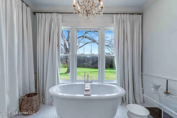 $2,595,000 | 1405 Church Hill Road, Natchez, MS 39120