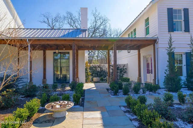 $2,595,000 | 1405 Church Hill Road, Natchez, MS 39120