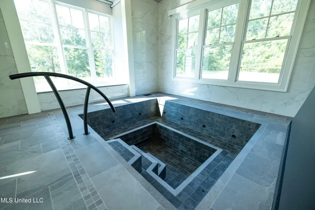 $2,595,000 | 1405 Church Hill Road, Natchez, MS 39120