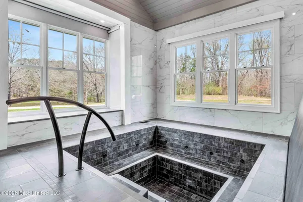 $2,595,000 | 1405 Church Hill Road, Natchez, MS 39120