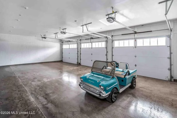 $2,595,000 | 1405 Church Hill Road, Natchez, MS 39120