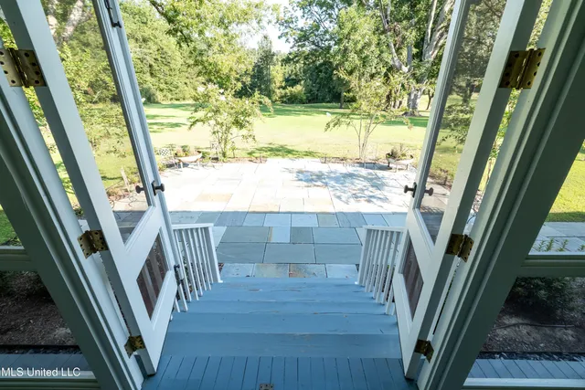 $2,595,000 | 1405 Church Hill Road, Natchez, MS 39120