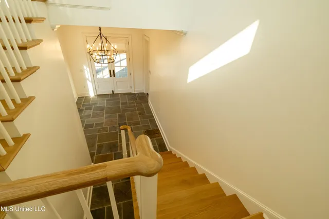 $2,595,000 | 1405 Church Hill Road, Natchez, MS 39120