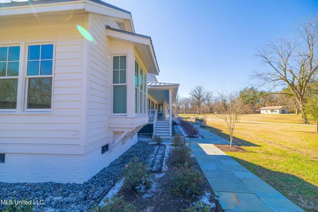 $2,595,000 | 1405 Church Hill Road, Natchez, MS 39120