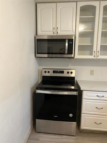 $324,400 | 317-319 East B Street, La Porte, TX 77571