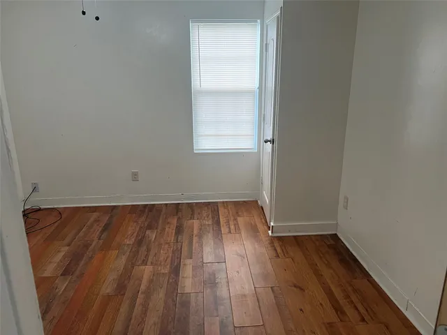 $324,400 | 317-319 East B Street, La Porte, TX 77571