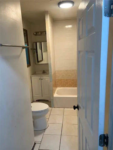 $324,400 | 317-319 East B Street, La Porte, TX 77571