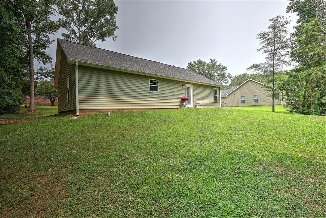 109 Roberts Drive Anderson, SC 29621 - Photo 4 of 17 Gallery Image 4