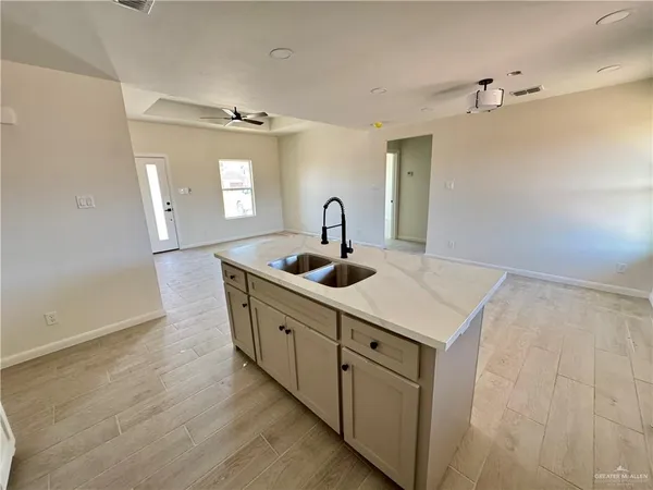 $1,700 | 2209 Lana Street, Weslaco, TX 78596