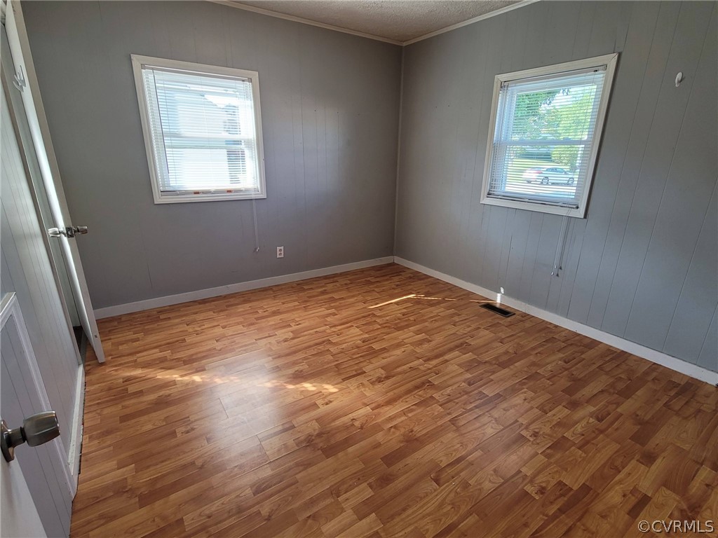 6742 Dudley Ferry Road Radford, VA 24141 - Photo 7 of 20 Gallery Image 7