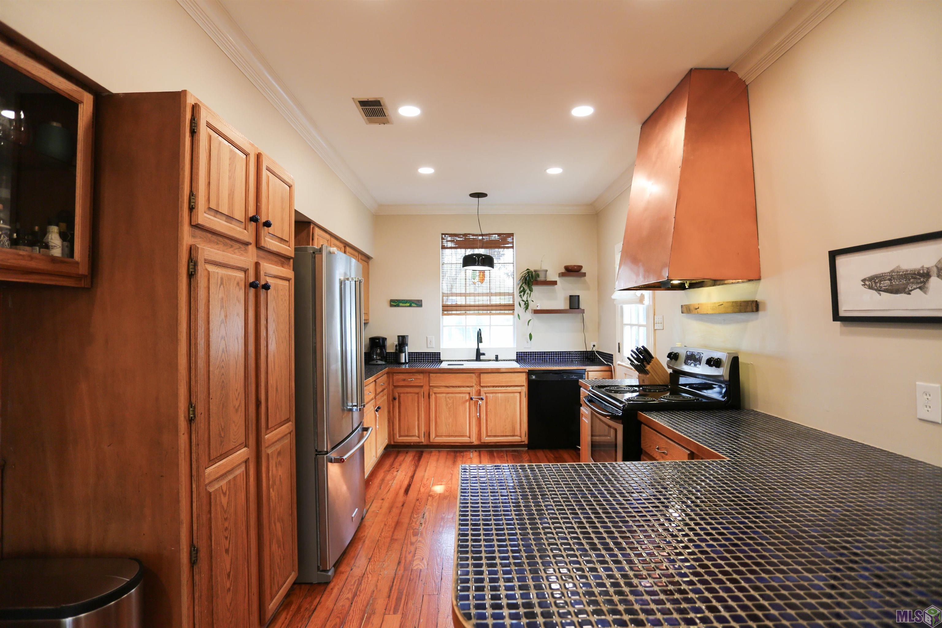 2020 Ovid Street Baton Rouge, LA 70808 - Photo 4 of 19