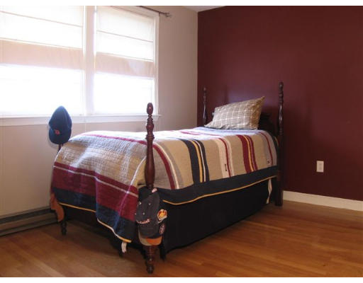 78 Longmeadow Road Norwood, MA 02062 - Photo 4 of 9 Gallery Image 4
