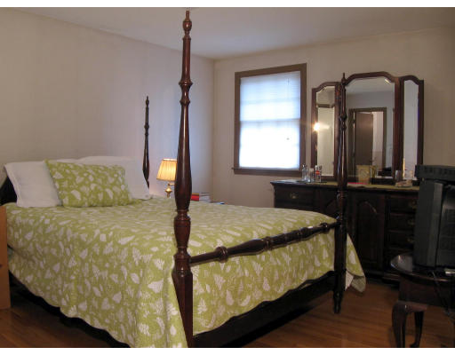 78 Longmeadow Road Norwood, MA 02062 - Photo 5 of 9 Gallery Image 5
