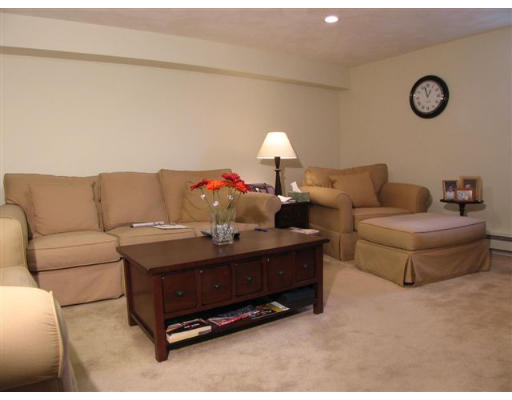 78 Longmeadow Road Norwood, MA 02062 - Photo 7 of 9 Gallery Image 7