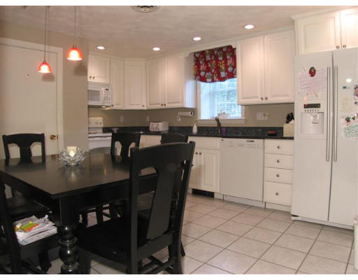78 Longmeadow Road Norwood, MA 02062 - Photo 8 of 9 Gallery Image 8