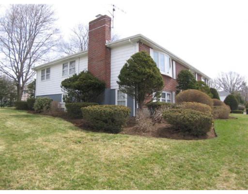 78 Longmeadow Road Norwood, MA 02062 - Photo 9 of 9 Gallery Image 9
