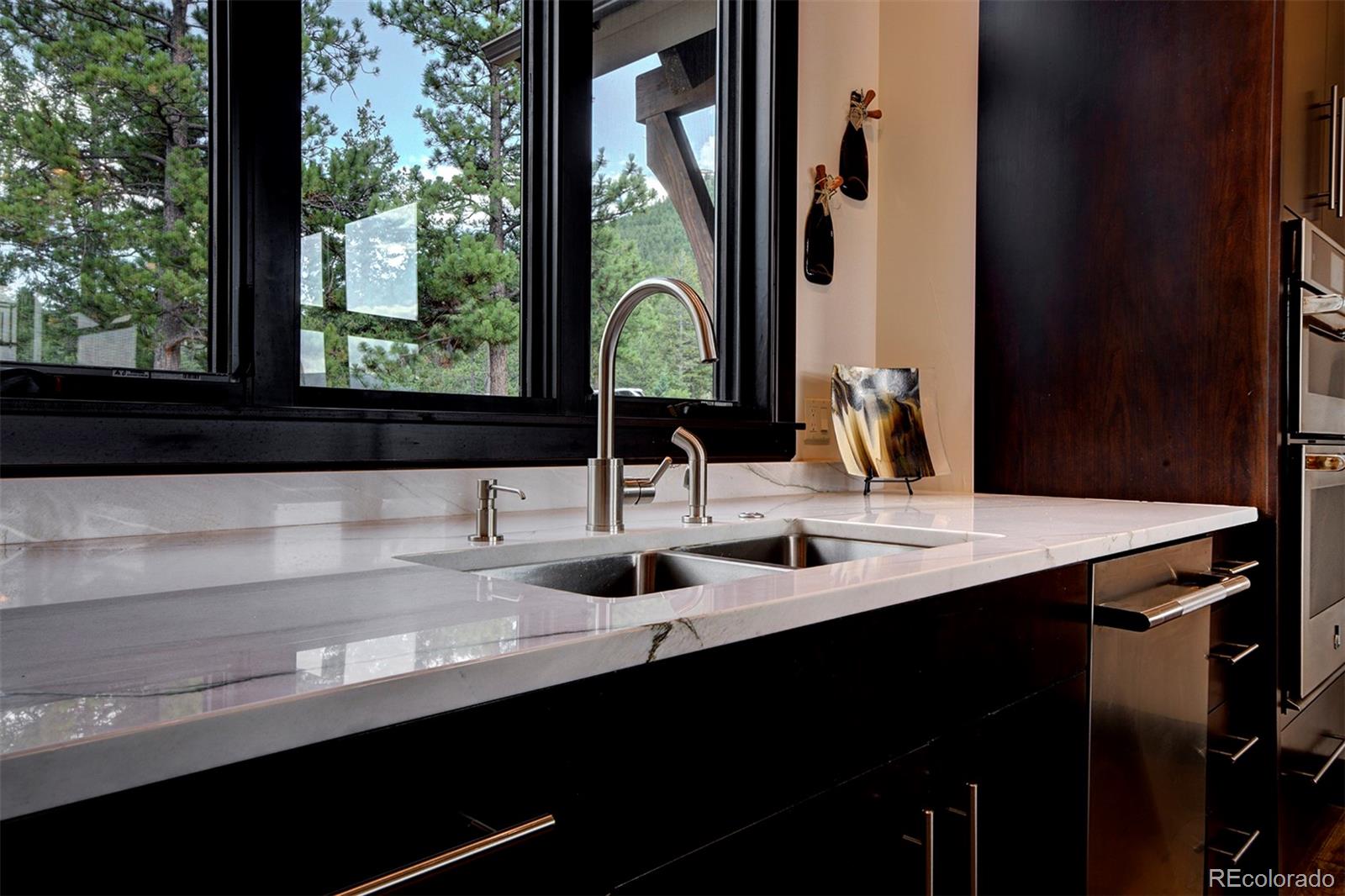 4331 Hilltop Road Evergreen, CO 80439 - Photo 12 of 44 Gallery Image 12