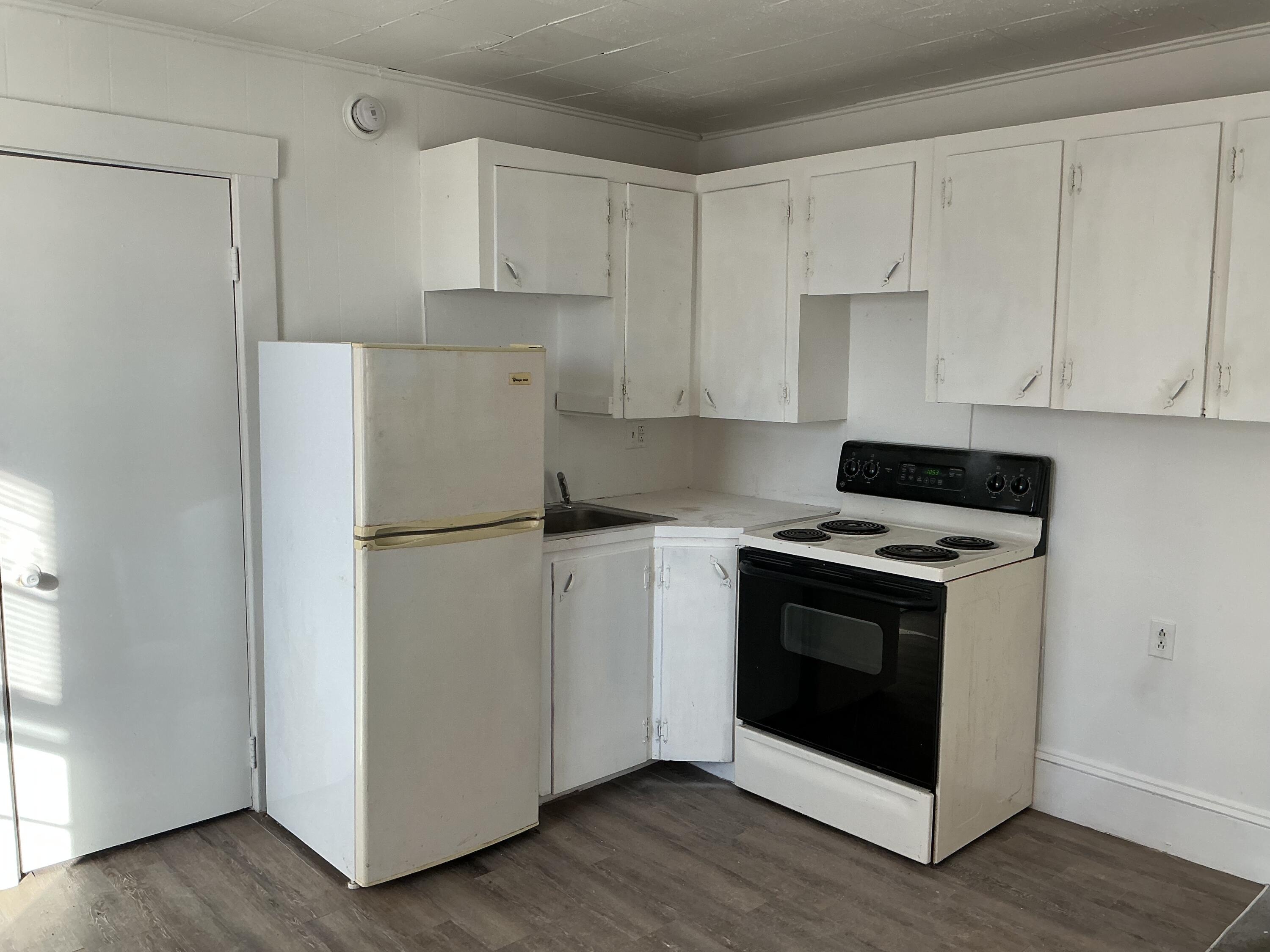 336 Main Street Corinth, ME 04427 - Photo 25 of 38 IMG_2459