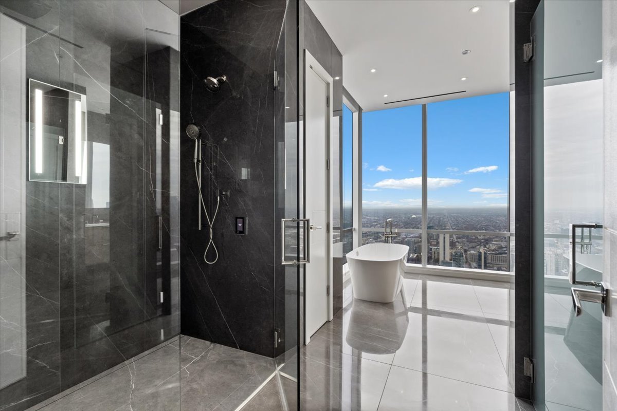 14 West Superior Street, Unit 6002 Chicago, IL 60654 - Photo 24 of 44 a bathroom with a shower