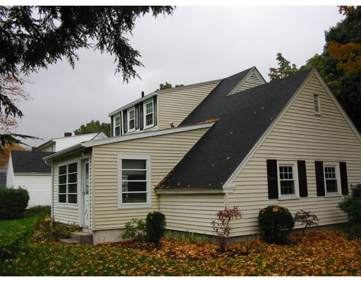 1 Benjamin Road Worcester, MA 01602 - Photo 2 of 3 Gallery Image 2