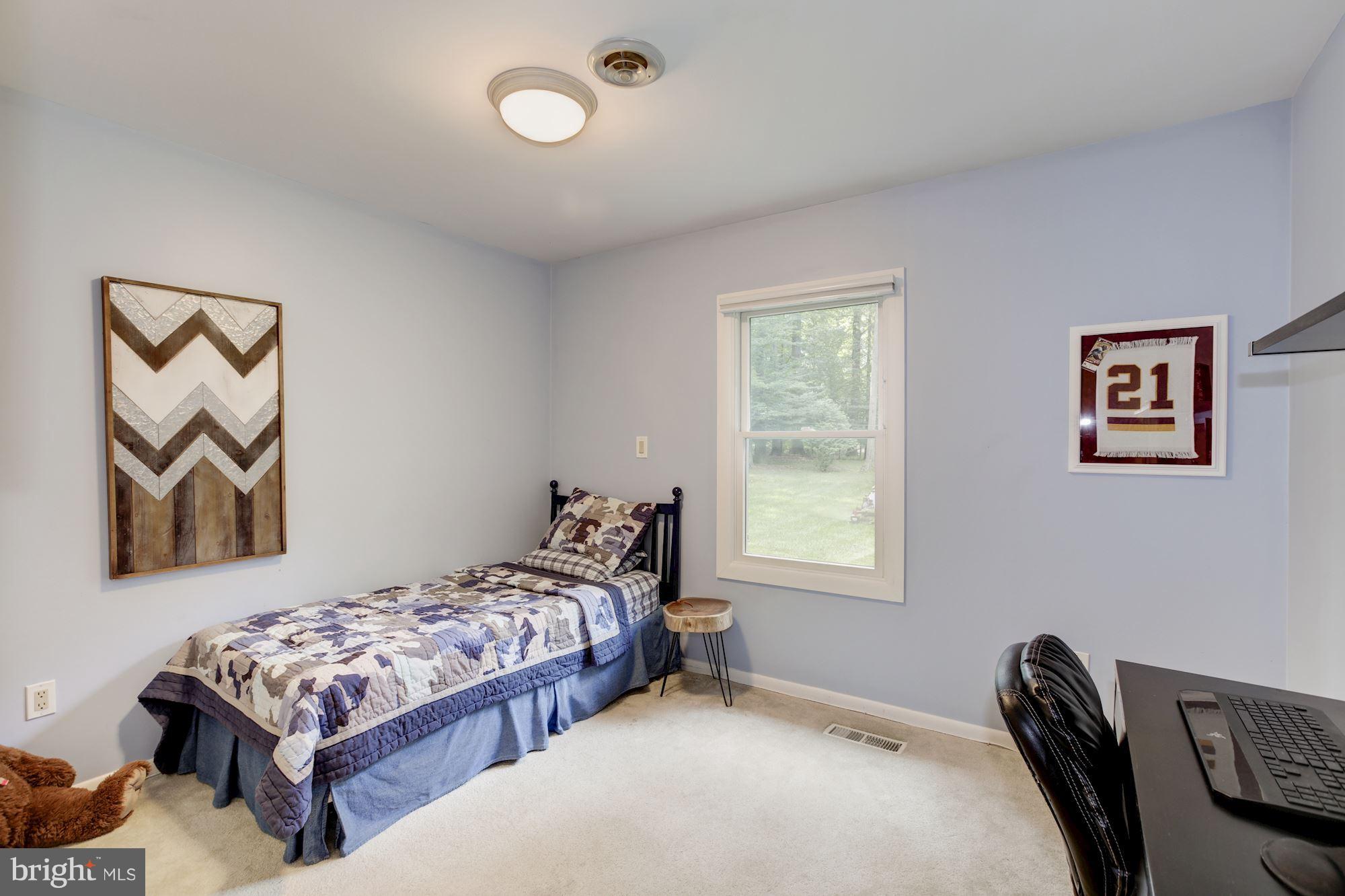 304 Springvale Road Great Falls, VA 22066 - Photo 20 of 25 Bedroom