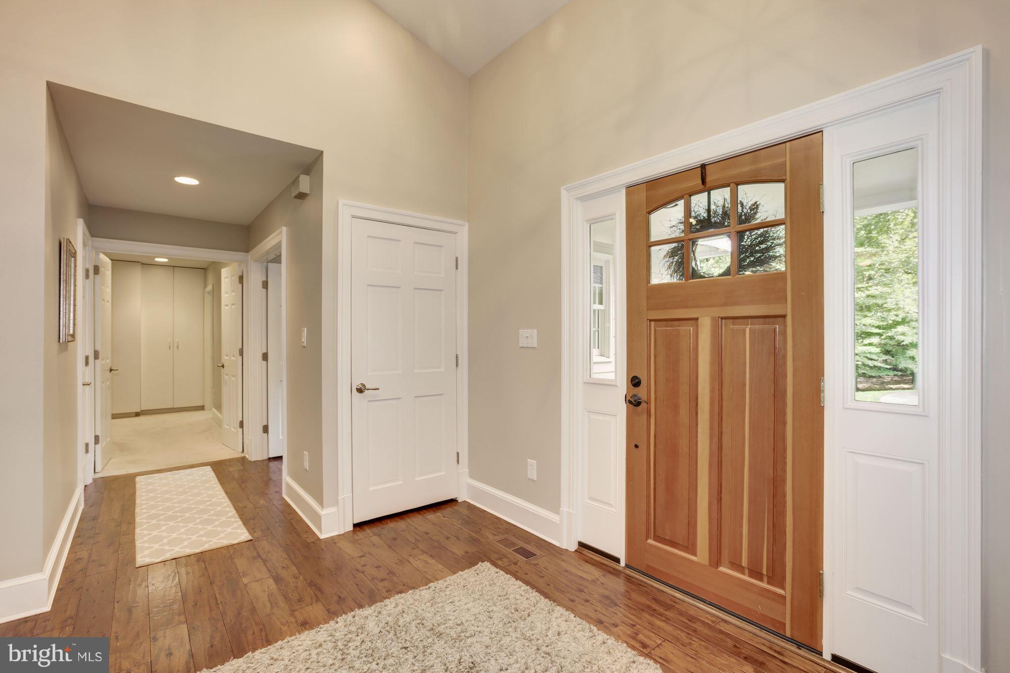 304 Springvale Road Great Falls, VA 22066 - Photo 4 of 25 Interior (General)