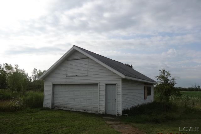 1811 Hack Road Milan, MI 48160 - Photo 2 of 23 31214077-1.JPG